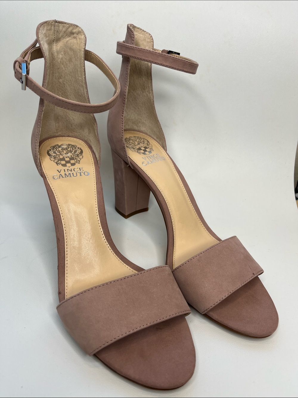 New Vince Camuto Corlina Chunky heel strappy dress sandal